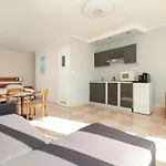 Apartman Near The Beach, *