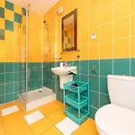 Near The Beach, Apartman