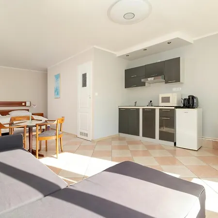 Apartman Near The Beach, *